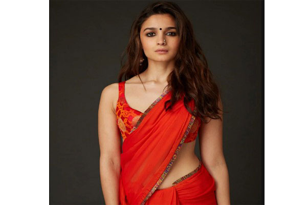 ট্রলিং-কে পাত্তা দিচ্ছেন না আলিয়া ভাট