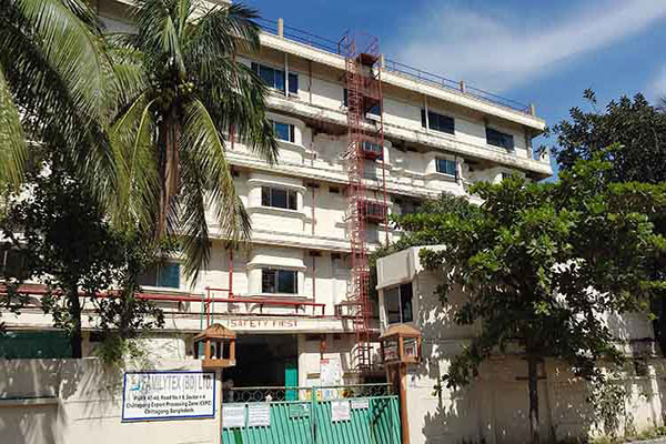 অনাগ্রহের শীর্ষে ফেমিলিটেক্স