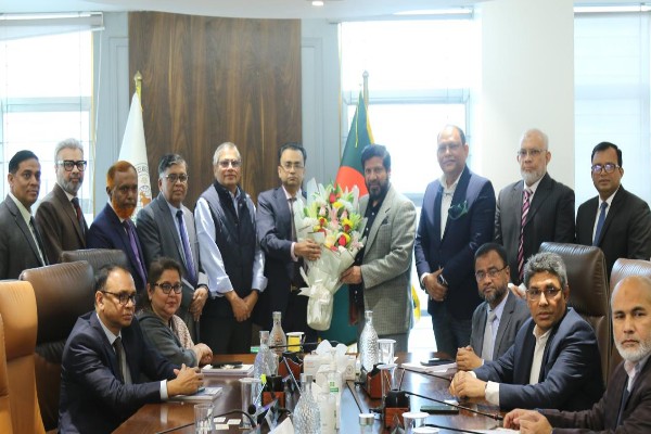 শেয়ারবাজারের উন্নয়নে বিএসইসি বরাবরই তৎপর, তবে বিনিয়োগকারীরা হারিয়েছে সব: মাকসুদ
