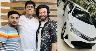 ‘প্রিয়তমা’ সিনেমার সাফল্যে পরিচালককে ২৬ লাখ টাকার গাড়ি উপহার দিলেন প্রযোজক